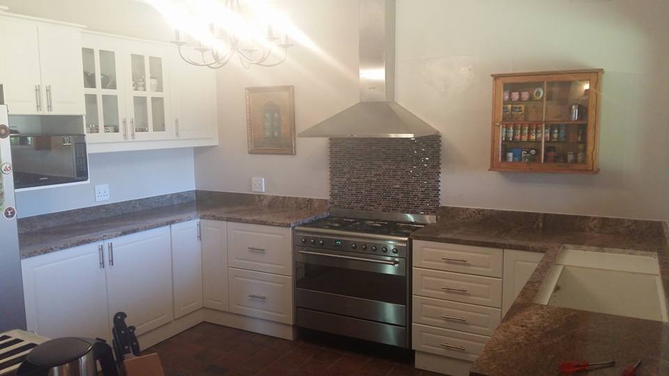 Country Kitchen - Allstone Solutions
